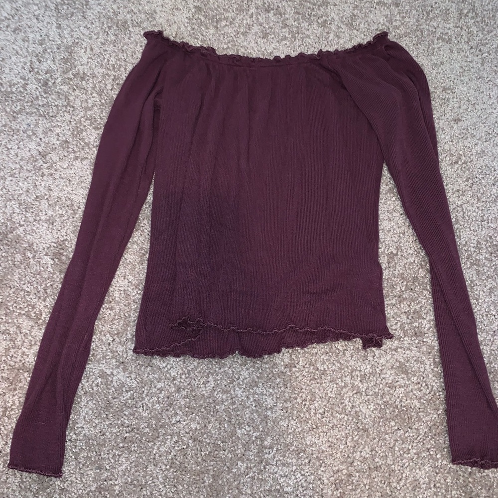 Off the shoulder long sleeve top